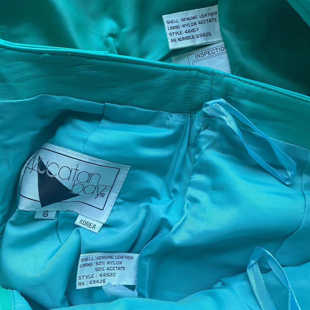 Vintage 80s Yucatan Bay Teal 2 Piece Leather Mini Skirt Jacket Matching Suit Set - Picture 11 of 11
